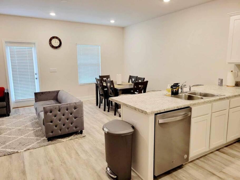 Ferienwohnung Brand New House In Pensacola,Ev Connector Available Exterior foto